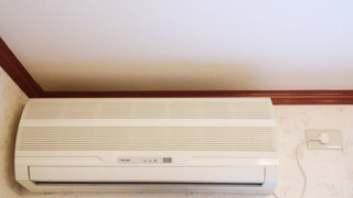 ダブルルーム　専用バスルーム付　禁煙