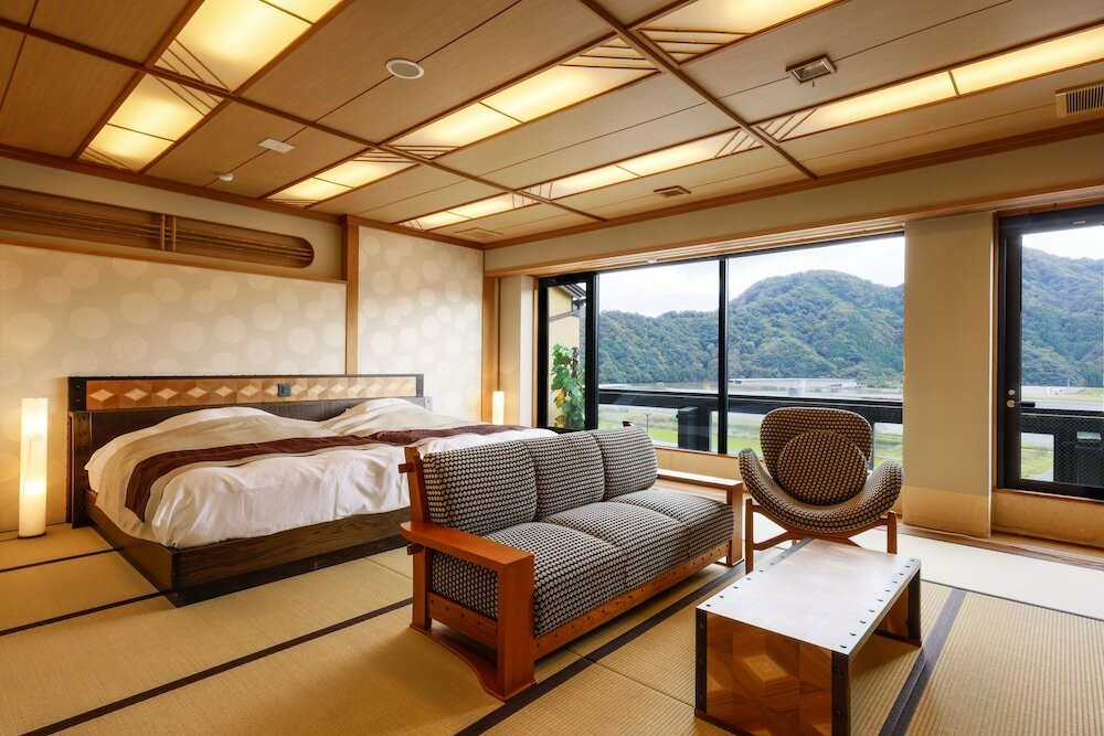 見晴らし◎。ゆとりの客室露天風呂で疲れをほぐして4071950