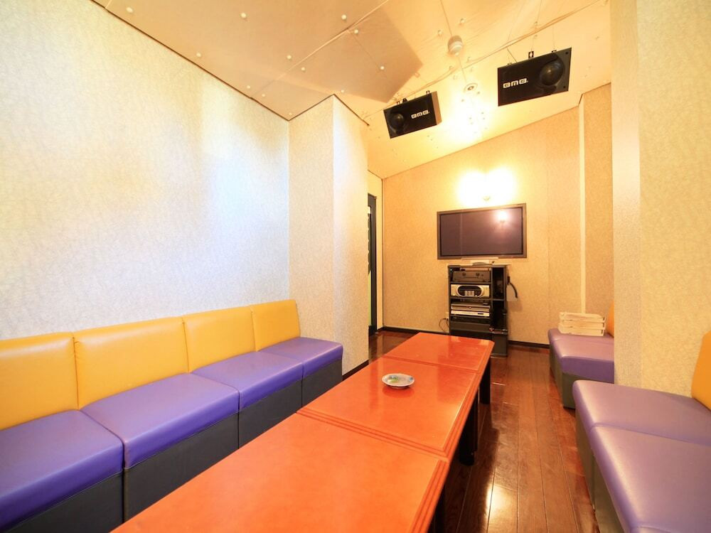 カラオケ ルーム