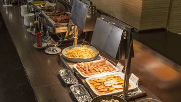 朝食ビュッフェ / 3