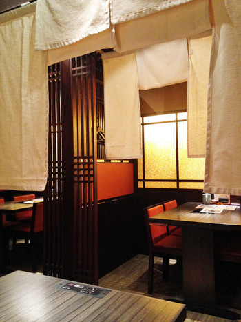 「博多華味鳥 銀座4丁目店」 内観 34918859 