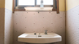 4人部屋 共用トイレ