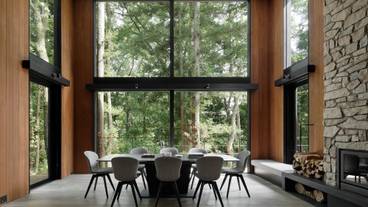 客室内のダイニングエリア / 9