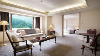 ジュニア スイート