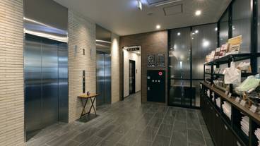 エレベーター / 1