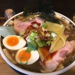 ハシゴ酒の〆に！深夜も営業しているラーメン店7選【新宿】