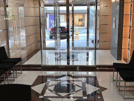 EUROPEAN HOUSE REISEN / 2