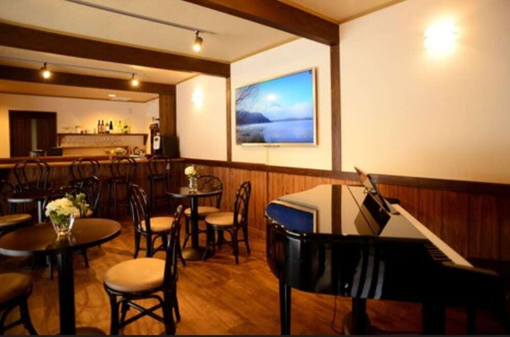 「B's Cafe」店内