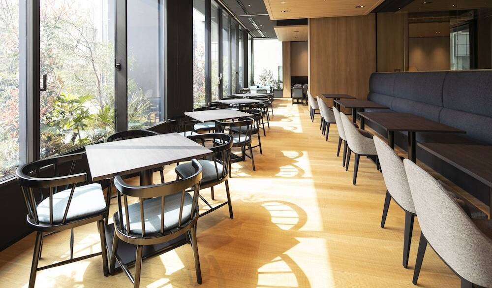 インターゲートラウンジ / 2