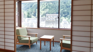 [禁煙] 別館 飛鳥 スタンダード和室 街側 (12.5畳+広縁)