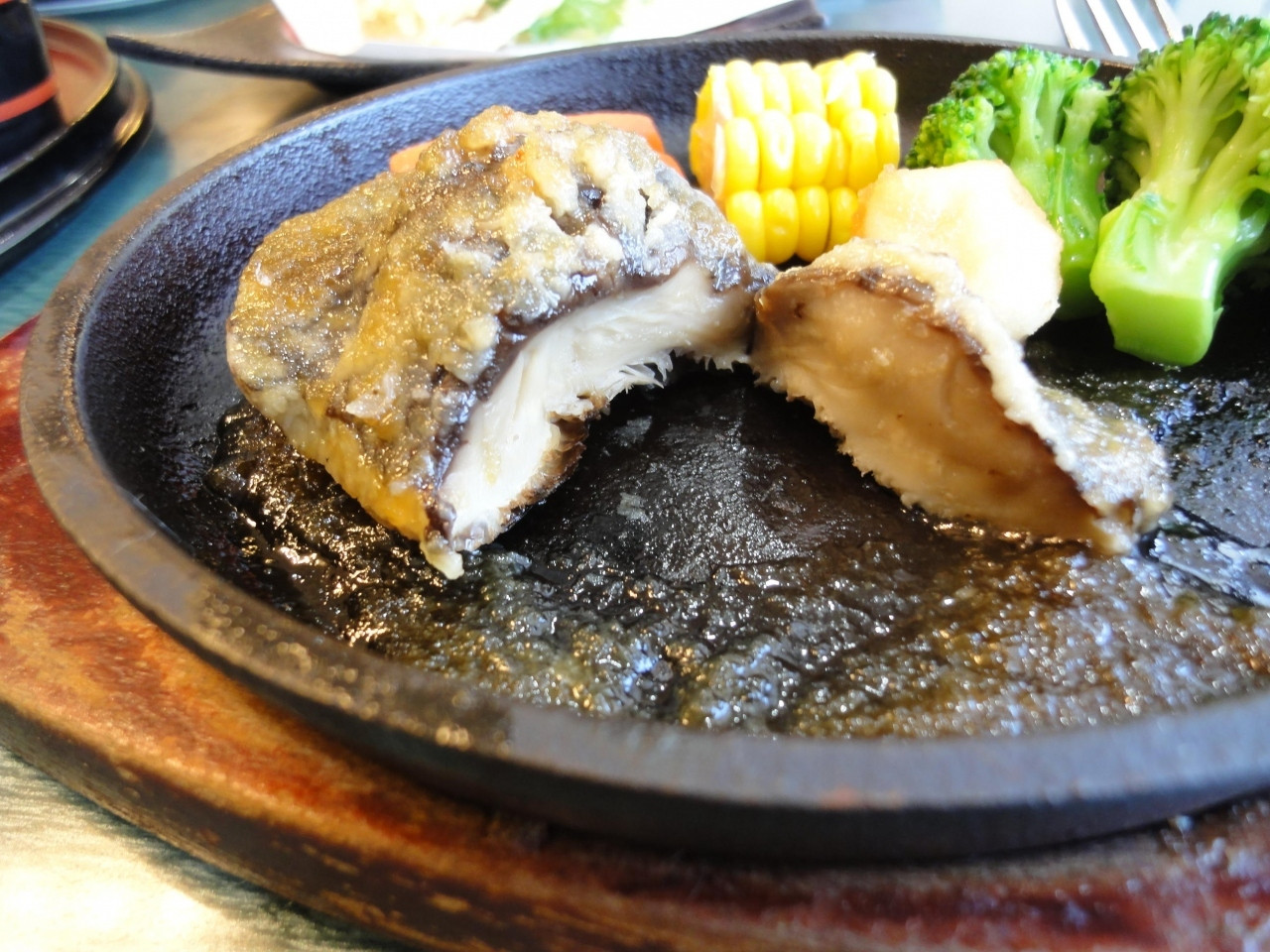 鳥取名物きのこづくし!ジャンボしいたけステーキが人気の温泉旅館3846356