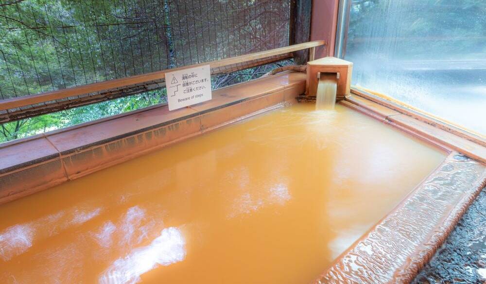 八角堂の金泉 / 2