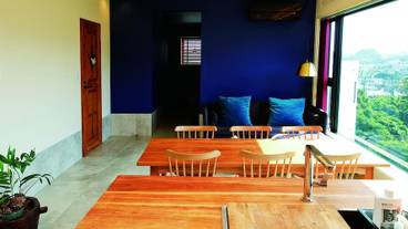 客室内のダイニングエリア / 36