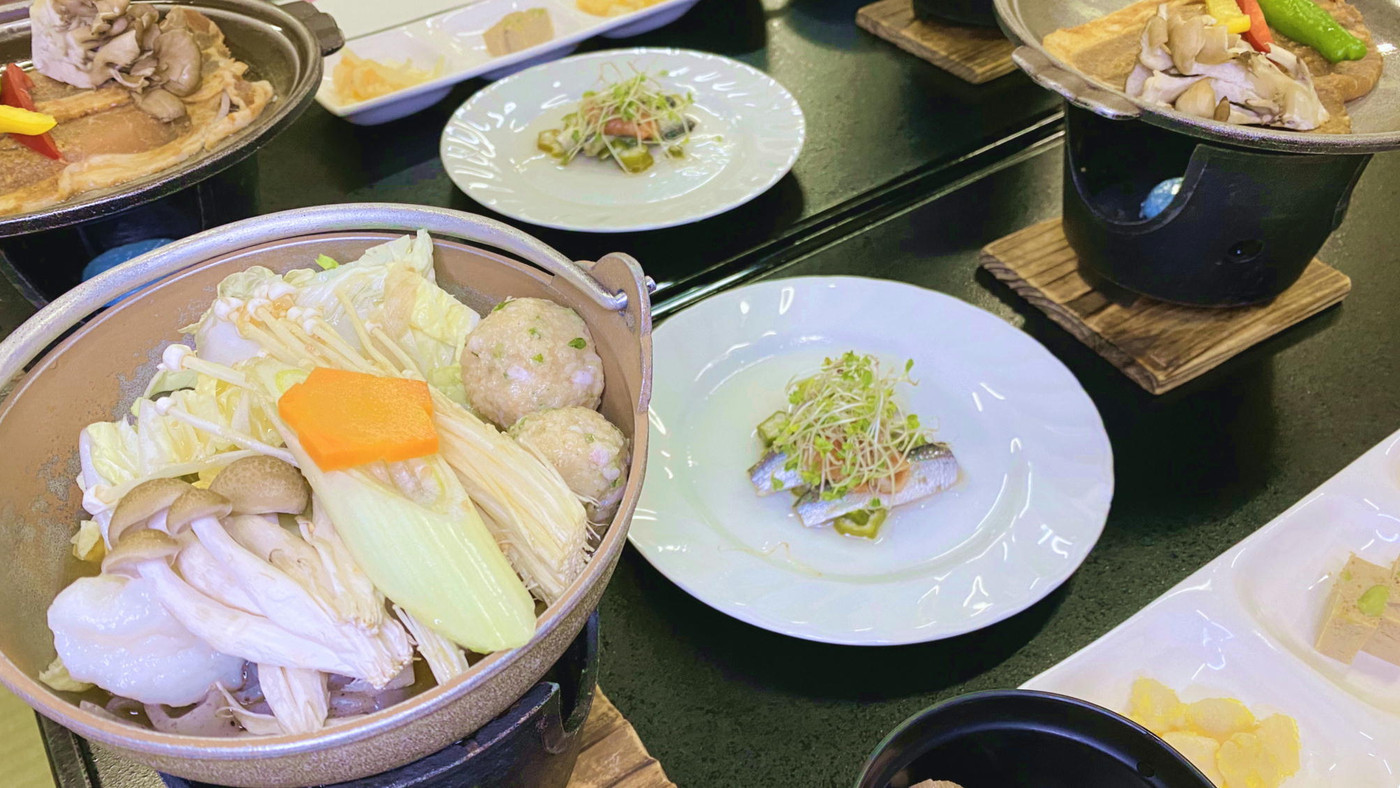 伝統ある温泉旅館で、ふる里のおもてなし4011198