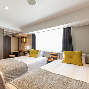 チェック柄やアクセントカラーが可愛い。おしゃれインテリアは女子旅に◎4271521