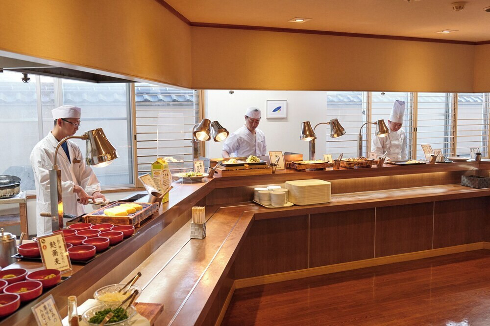 朝食ビュッフェ