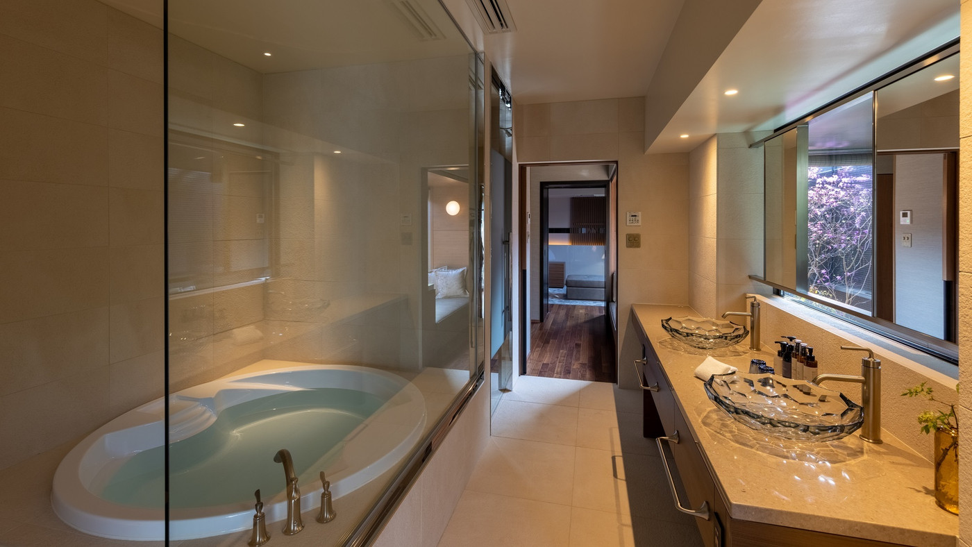 全室源泉かけ流し。隠れ家的で優美な温泉旅館4757102