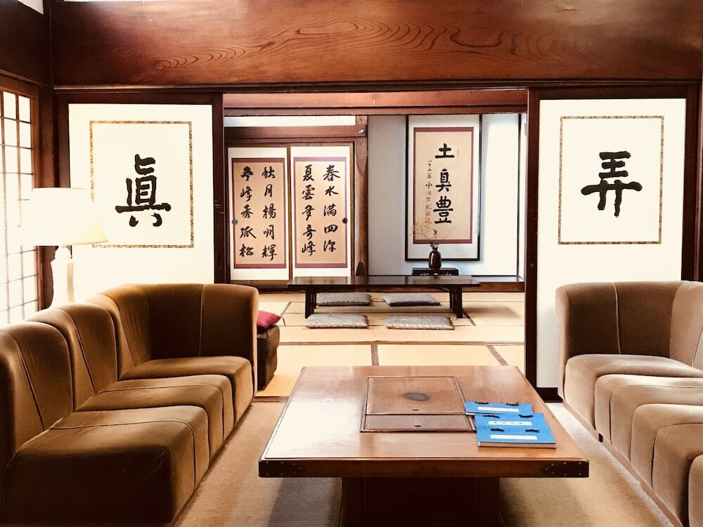 ロビー応接スペース