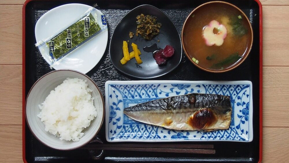 朝食