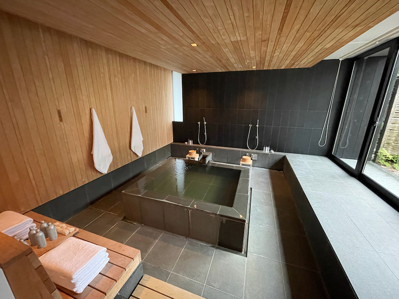 「アマネム」 その他 193208090 豪華すぎる部屋付きの源泉浴場