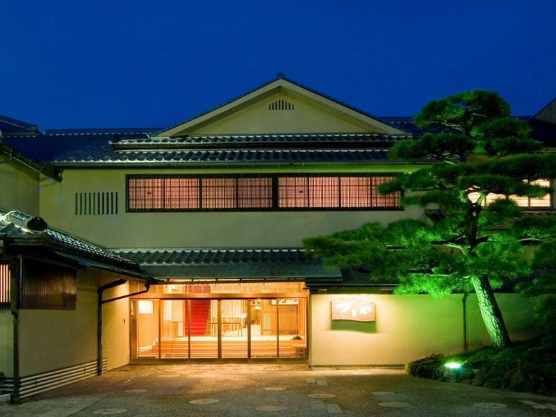 贅沢な料理を個室食で。純和風の大人のやすらぎ空間4089387