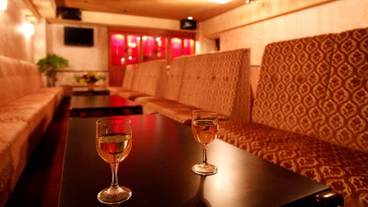 カラオケ ルーム / 6