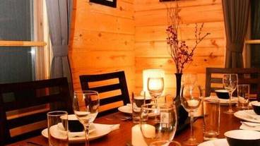 客室内のダイニングエリア / 23