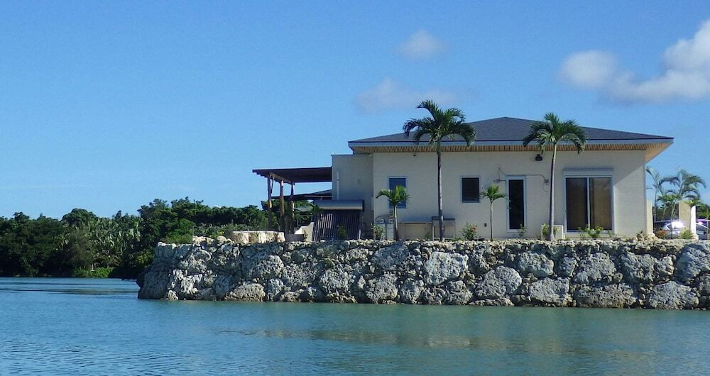 2．水辺にたたずむ隠れ家の貸し切り別荘『伊良部 Lagoon Villa 龍星』3440413