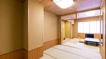 客室 / 3
