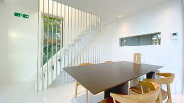 客室内のダイニングエリア / 10