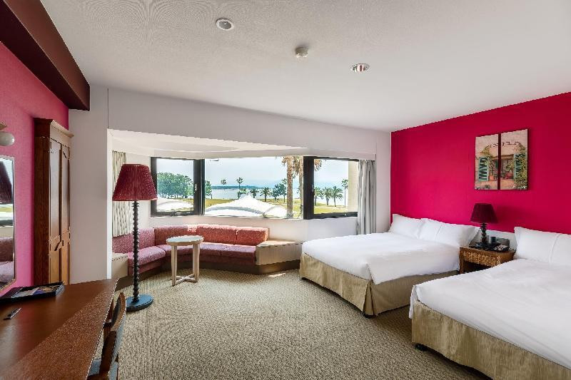 大浴場が近いスパフロアで何度でも湯浴みを満喫3444718