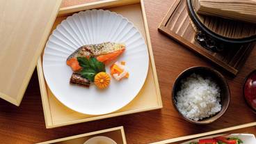 朝食／三段重の和食膳① / 12