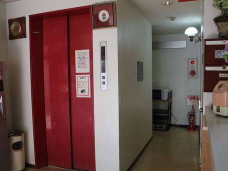 ホテル ビーバー2 / 2