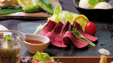 食事・飲み物 / 4