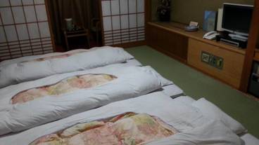 客室 / 2