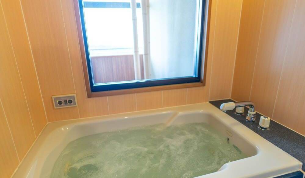 バスルーム例 / 3