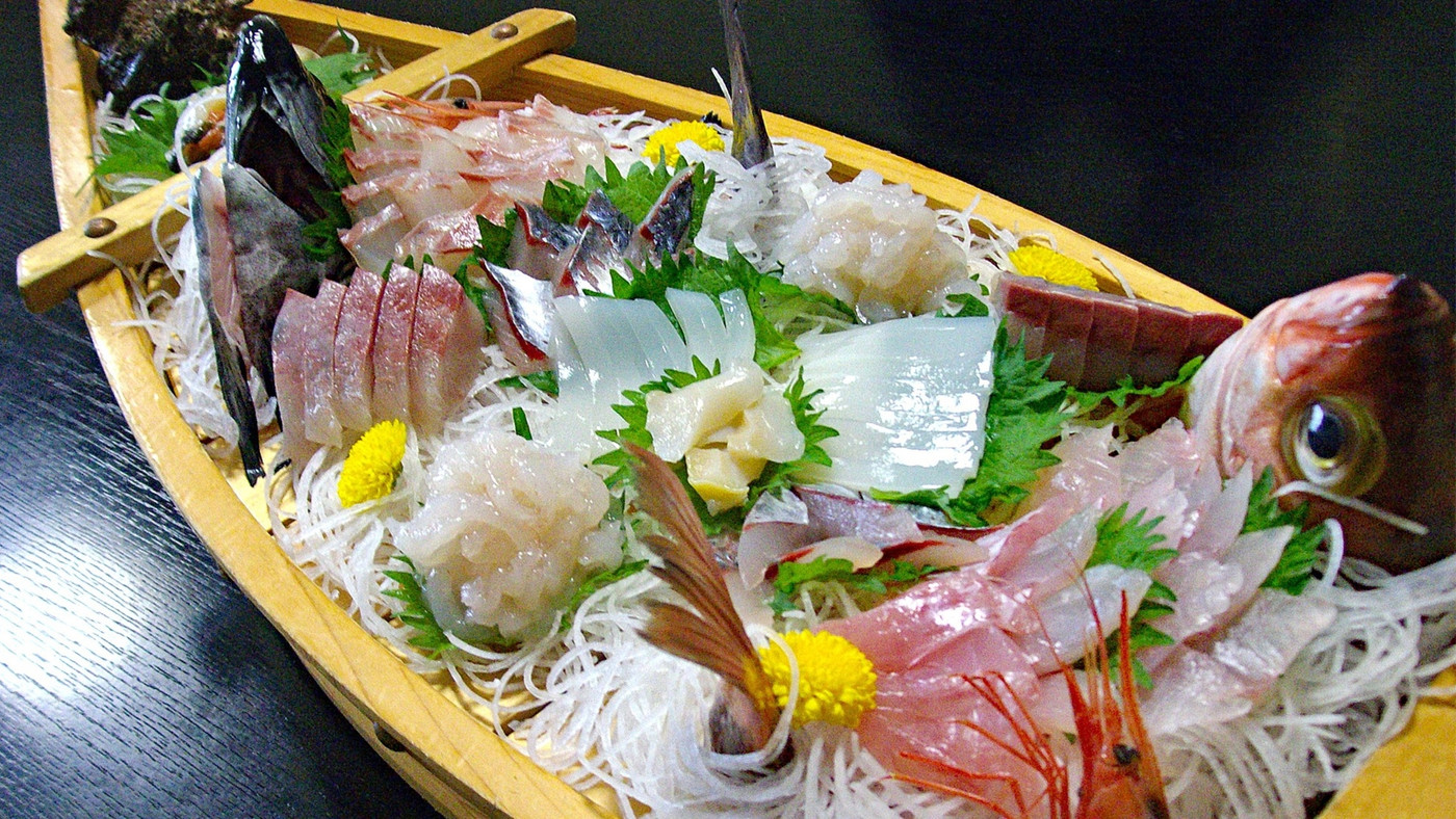 豪華舟盛りなど旬の幸がいっぱい。田舎に帰ったような心やすらぐお宿4230385