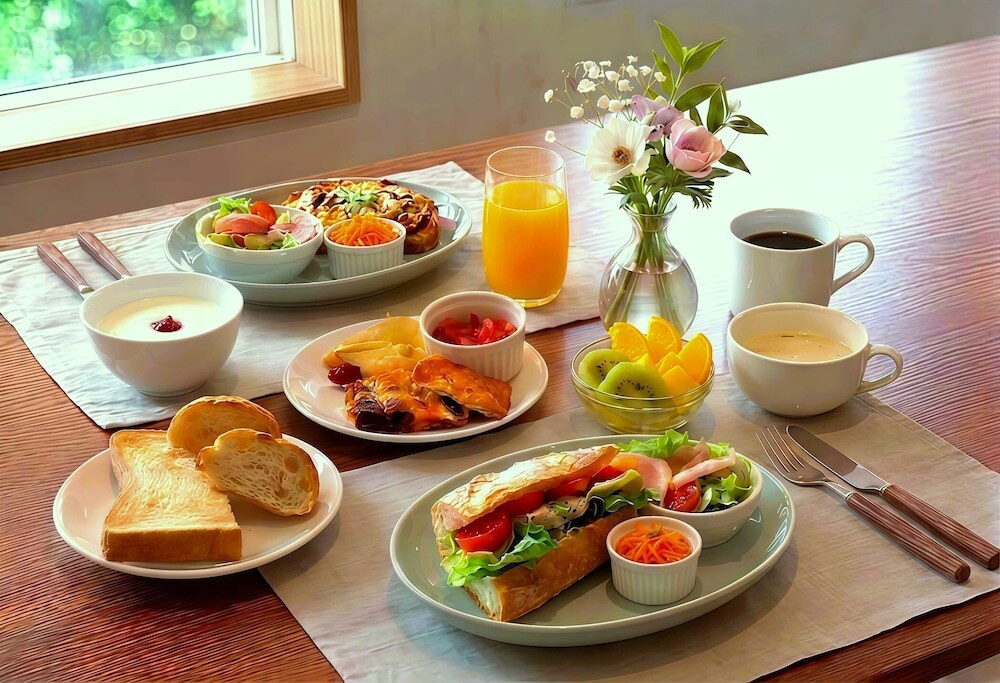 朝食
