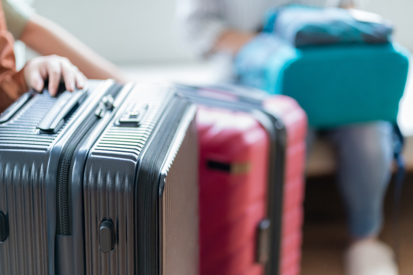 旅行　スーツケース