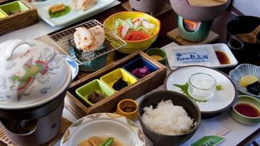 食事・飲み物 / 1