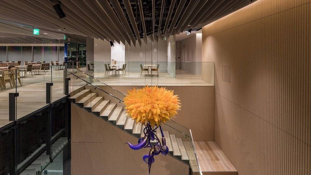 ロビー 階段 / 2