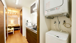 4名部屋 ホワイトモノトーン / WI