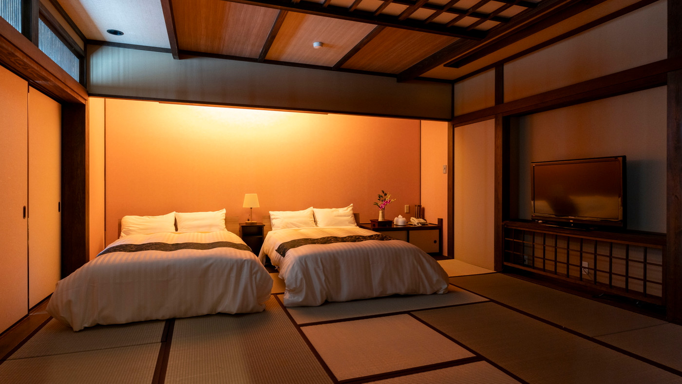 和室や貸切風呂で快適に滞在できる料理自慢のお宿4376759