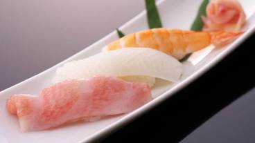 食事・飲み物 / 4