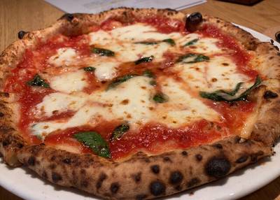 Pizzeria e Trattoria Da TAKE