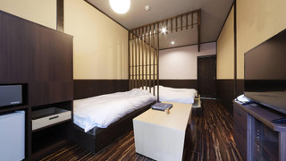 {本棟1階}露天風呂付モダン和室（禁煙）