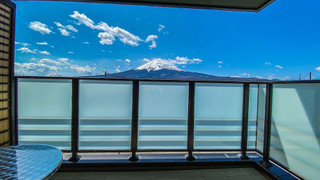 特別室 デラックスツインルーム - 富士山側 テラス付き, 角部屋 (34.33平米)