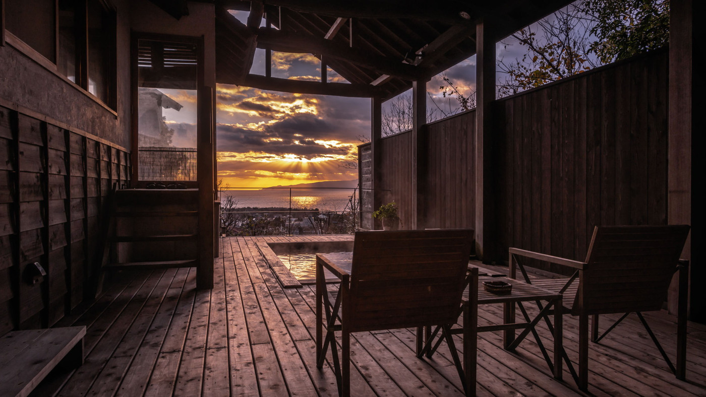 露天風呂付の客室で、まったり二人きりの時間を4244646