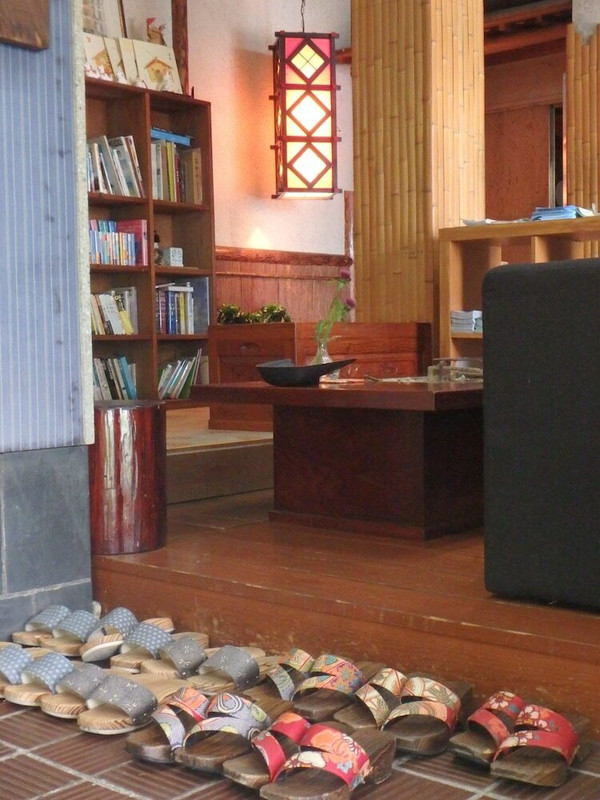 内部エントランス