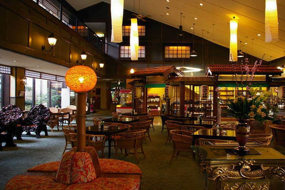 ロビーラウンジ